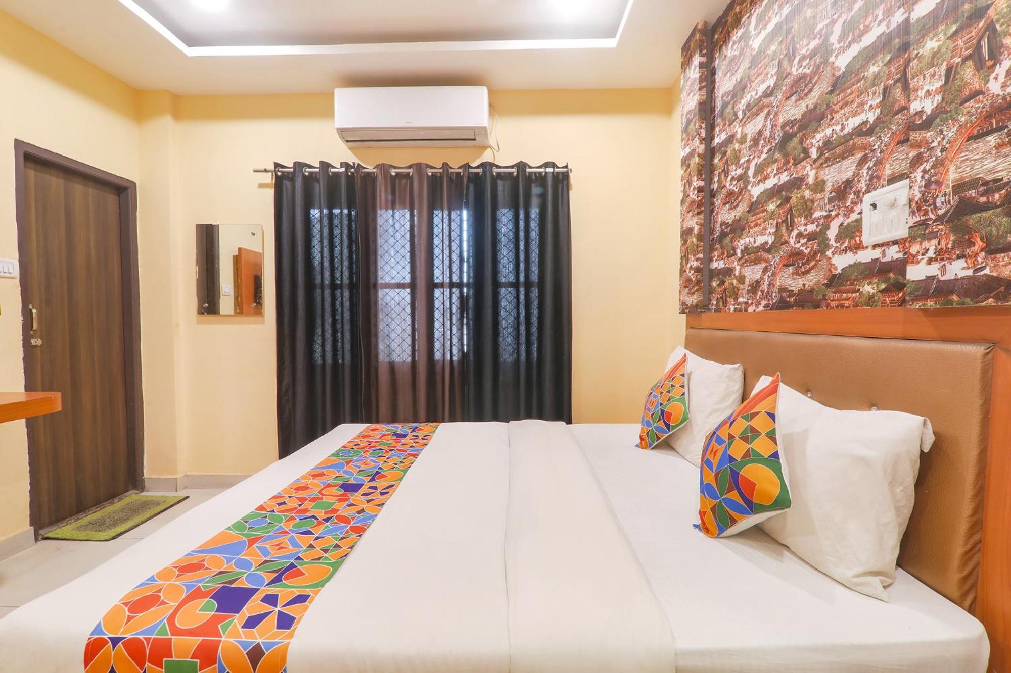 Fabhotel Swarn Banquet Kakarmatha Luaran gambar